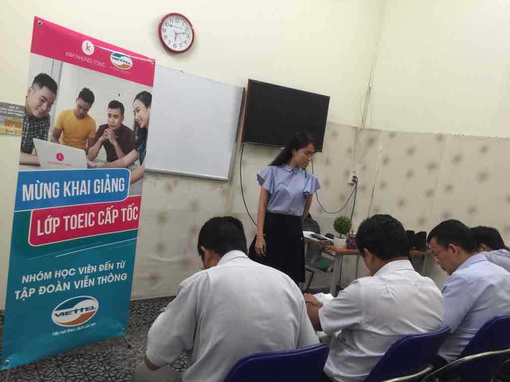 Lớp TOEIC Cấp Tốc Kèm Riêng của nhóm học viên từ Viettel.